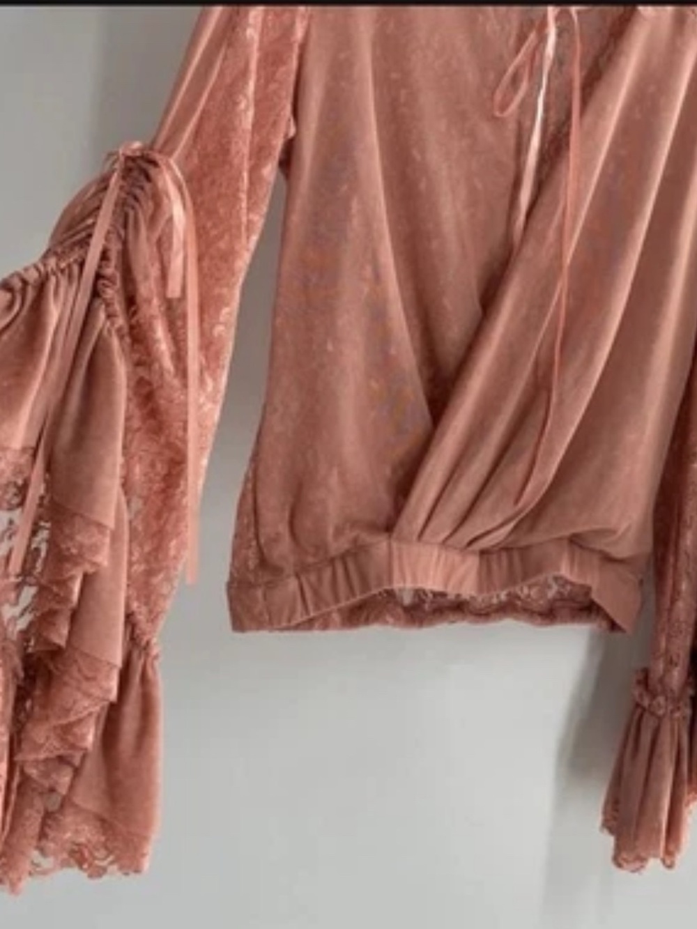 VENUS Dusty Rose Lace Layered Sleeve Top - Picture 4 of 8
